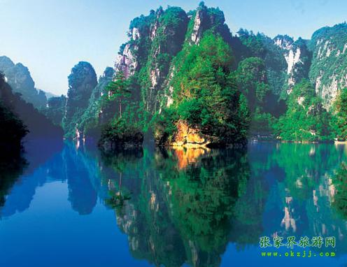 【長(zhǎng)沙往返線(xiàn)路4】張家界、天子山、黃龍洞、天門(mén)山、鳳凰古城五日游