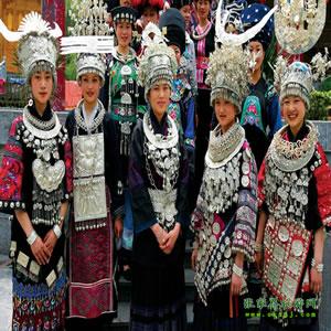 單獨(dú)成團(tuán)L線：（湘西風(fēng)情之旅）張家界、德夯大峽谷、鳳凰古城4天3晚獨(dú)立成團(tuán)游