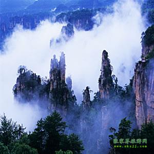 武漢往返：張家界、鳳凰古城、韶山六日游，每周一、周四發(fā)團